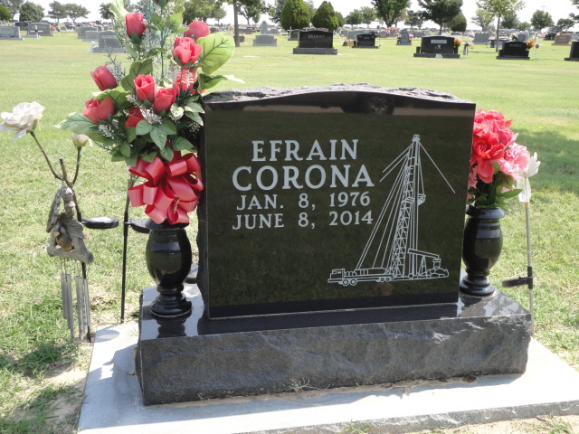 A black monument for Efrain Corona