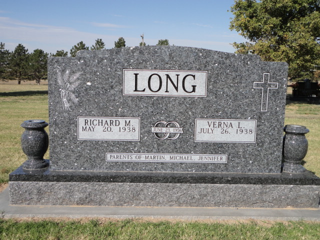 A monument for Richard and Verna Long