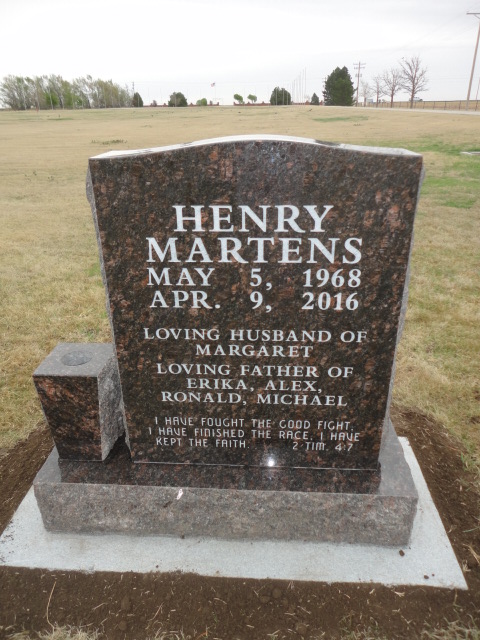 The headstone of Henry Martens