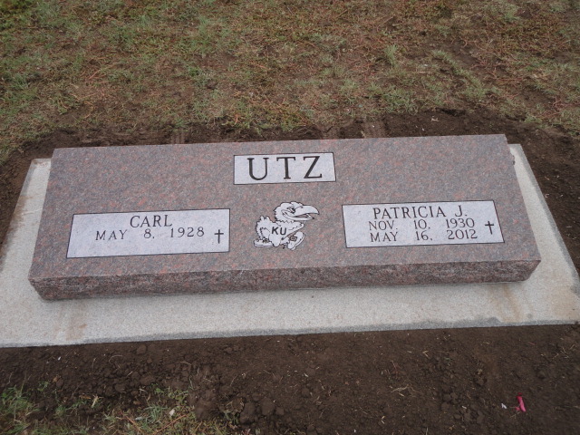 A headstone for Carl and Patricia Utz